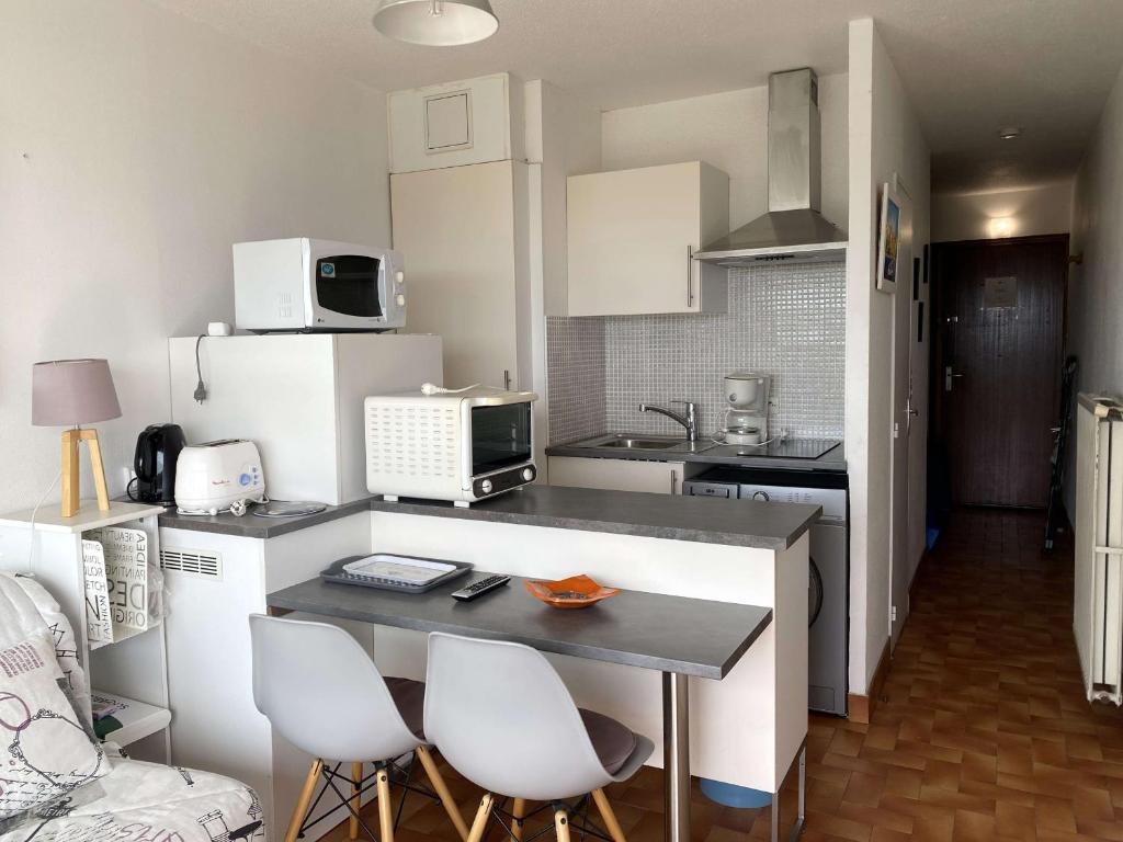 Appartement T1 lumineux avec balcon et vue sur étang à Balaruc-les-Bains - FR-1-553-295 - 5