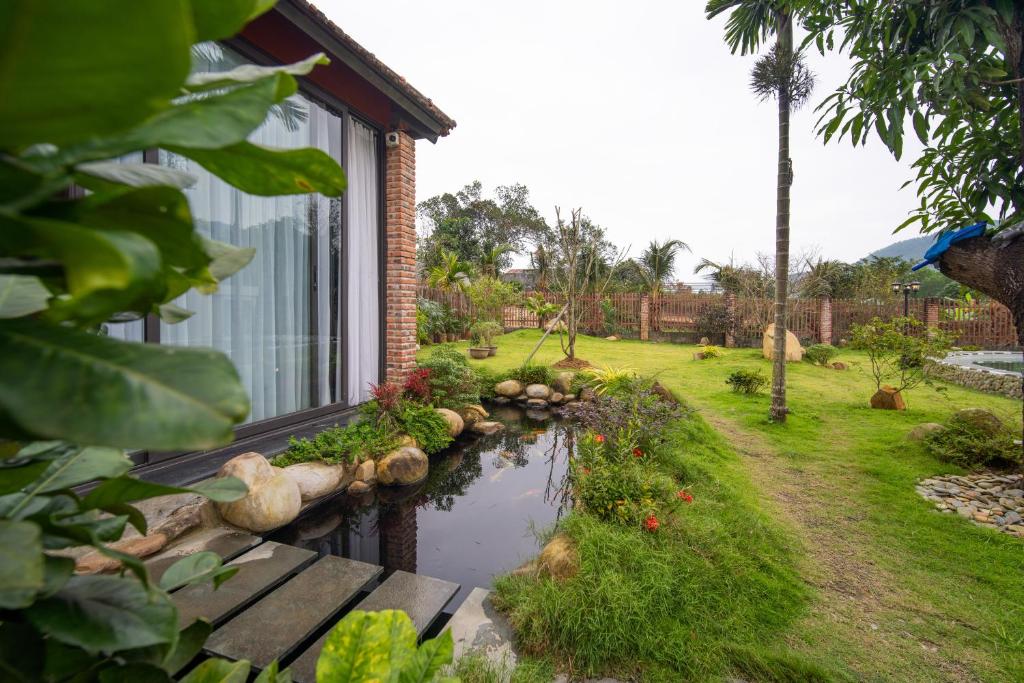 Surrounding environment