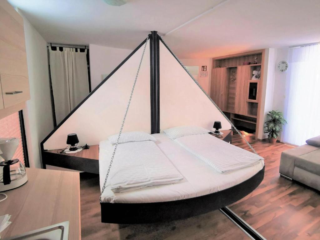 Loft in Gaal near Ski Slope & Hiking Trails - 2