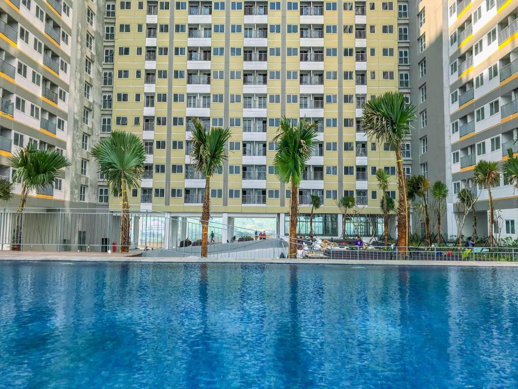 CozyLiving Studio Royal Sentul Park By Travelio