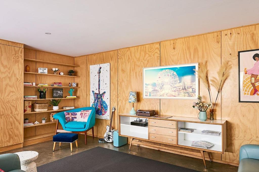 Bobby Three One Oh, Ballarat