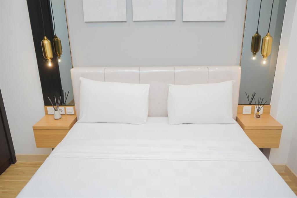 1BR Apartment with Comfortable Design at Branz BSD City By Travelio, Tangerang