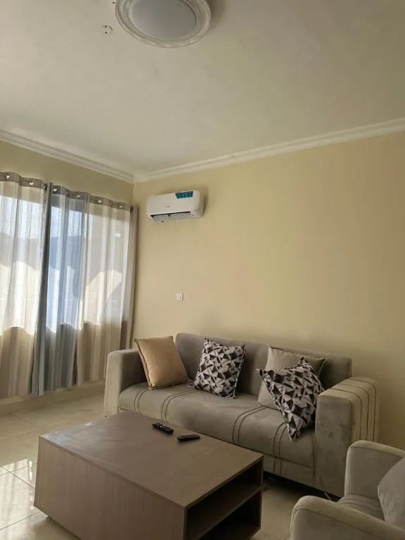 AMS Global, hotel in Accra