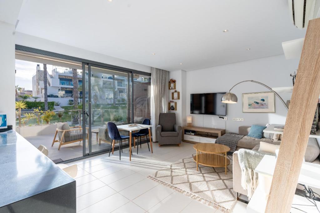 Ceñuela - Lush Haven by United Renters - 5