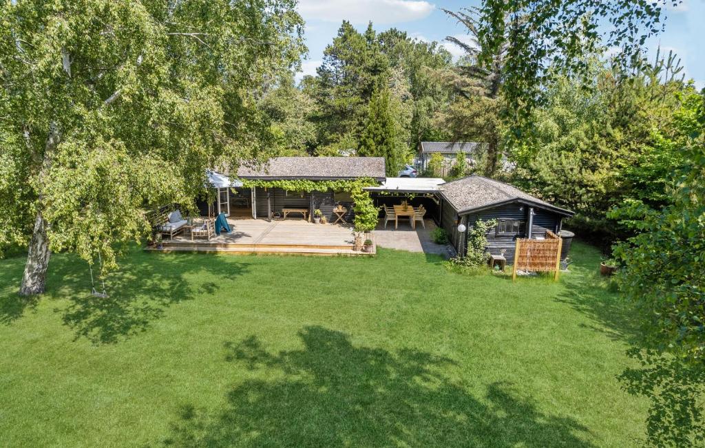 Nice Home In Sjællands Odde With Wifi, Yderby
