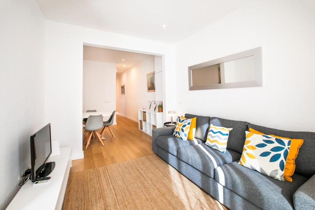 42ara1026 - Spacious apartment in Eixample, Barcelona