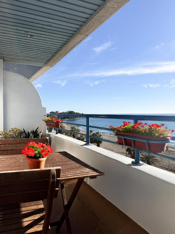 Apartamento Aguamarina 5B Primera Línea de Playa - 1