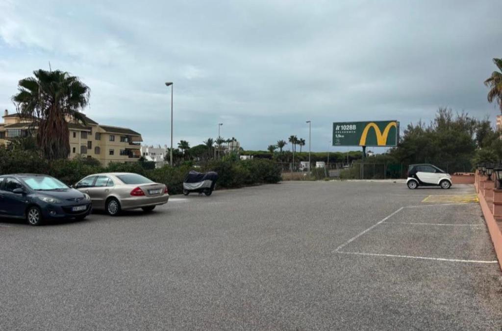 Riviera Beach - relaxing, spacious, amazing location - 4