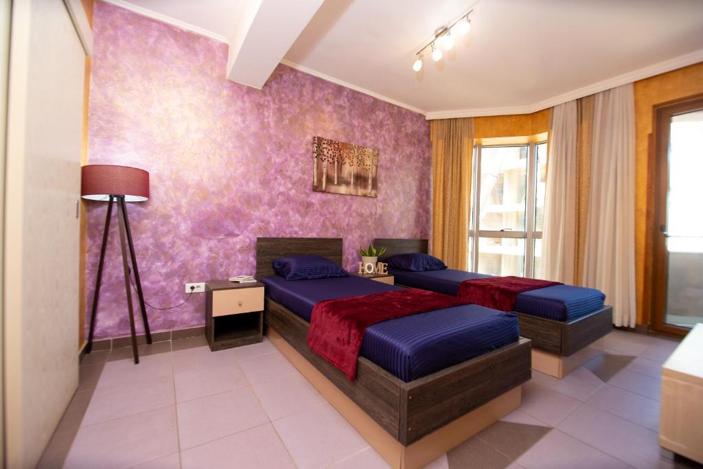Central Budva M Lux Apartments - 4
