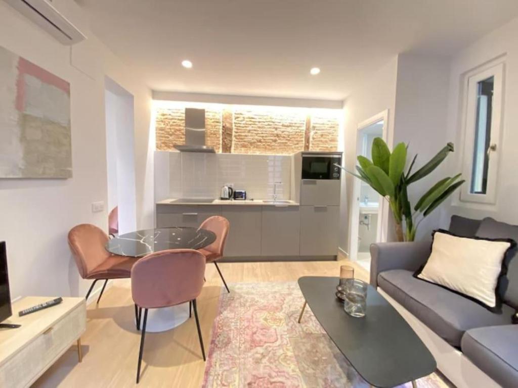 AH - La Latina loft - Centro y Comodidad en un solo lugar, Мадрид