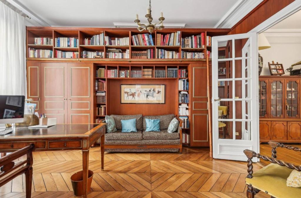 A prestigious location in paris - 5