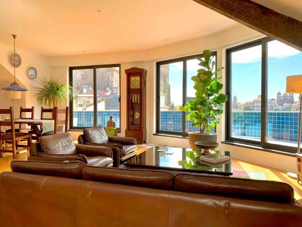 Spacious Apartment in Porto with Terrace, Porto