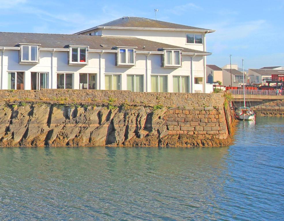 Glaslyn Retreat, Porthmadog