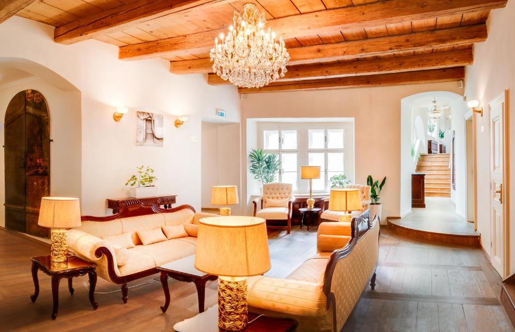 Facilities, The Dominican in Prague