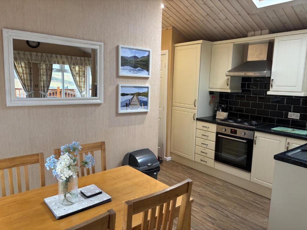 Limefitt Park 2-Bed Lodge, Troutbeck photo 8