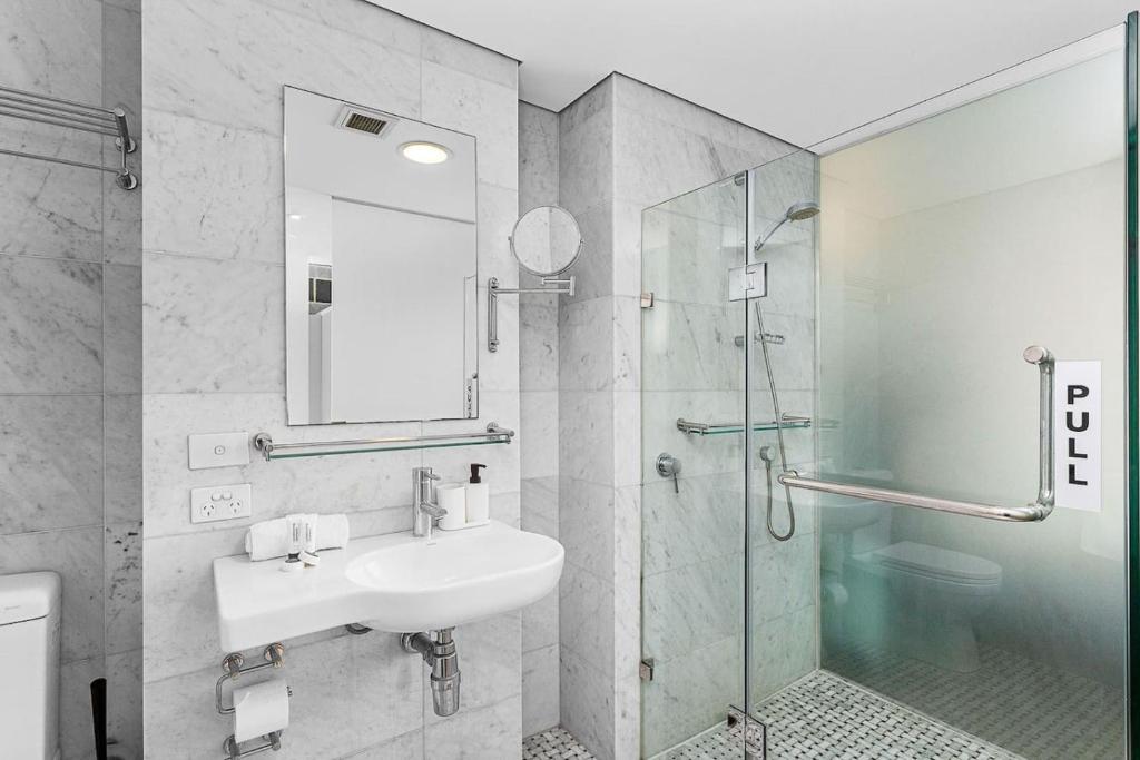 Nest on Newcastle - E7, Perth