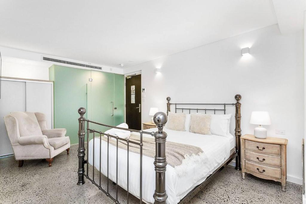 Nest on Newcastle - S5, Perth