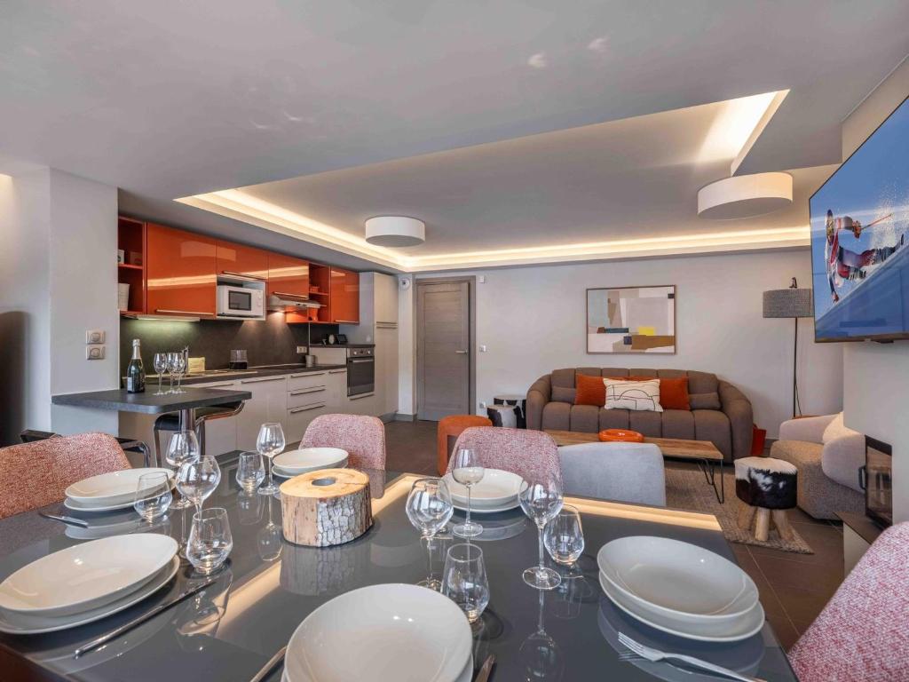 Appartement moderne avec cheminée, parking et Wi-Fi, Courchevel - FR-1-563-7 - 4