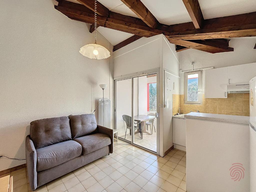 Bel F2 avec terrasse à 650m des Thermes de Lamalou, animaux acceptés, WIFI, proche golf et randonnées - 3