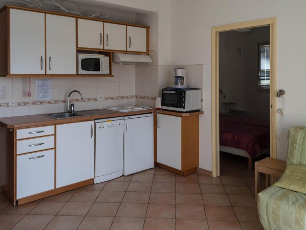 Le Lavandou, T2 avec terrasse vue mer et parking, 4 pers. - FR-1-803-82 - 5