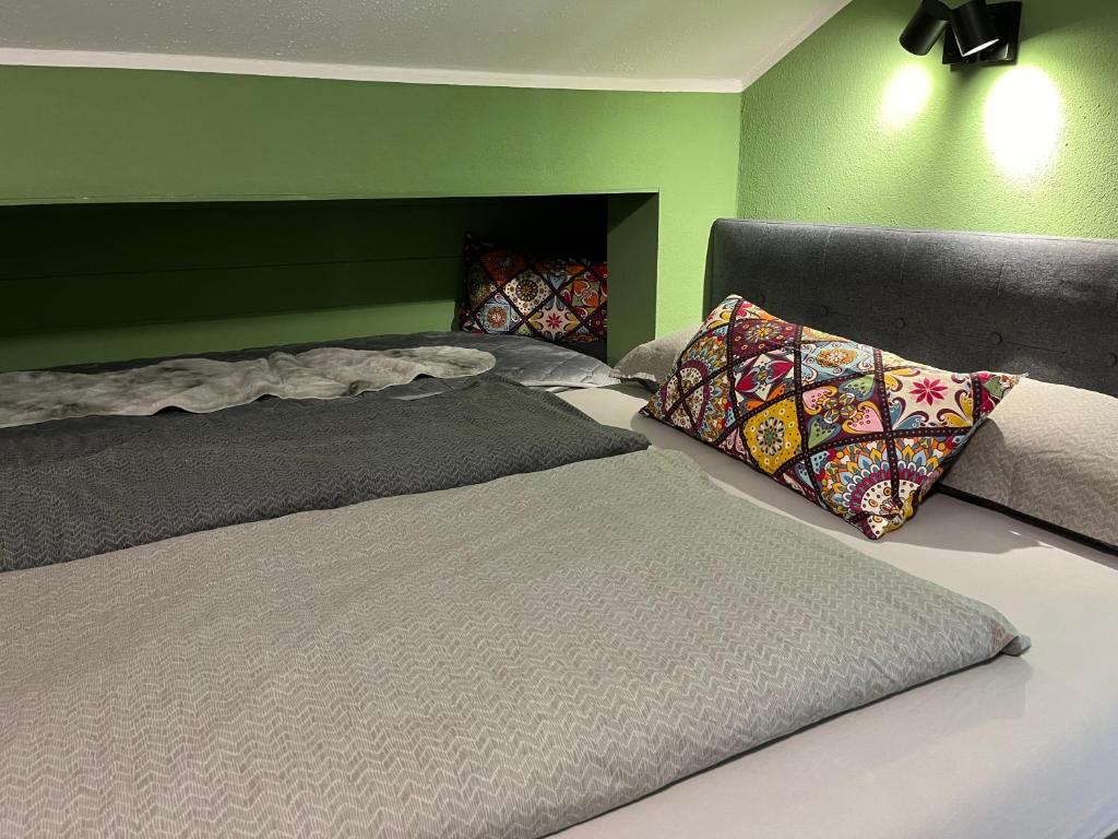 Allgäu Apartments Hüs 8 oder 9 Ferienzimmer mit Self-Checkin - 5