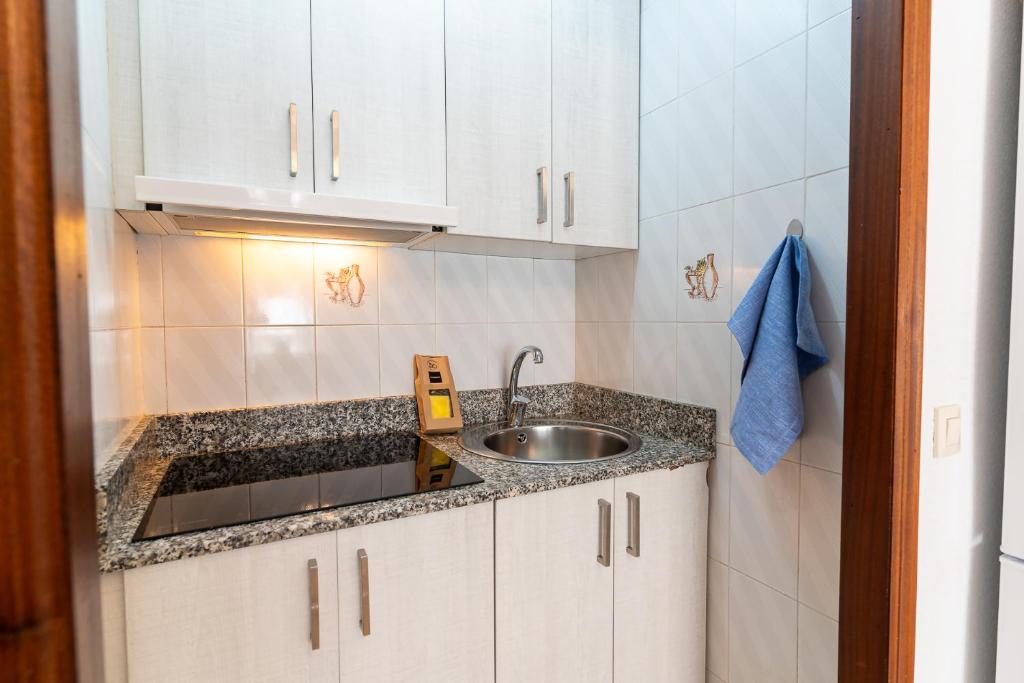 rentafive - Centro - A/C - Balcón - 5