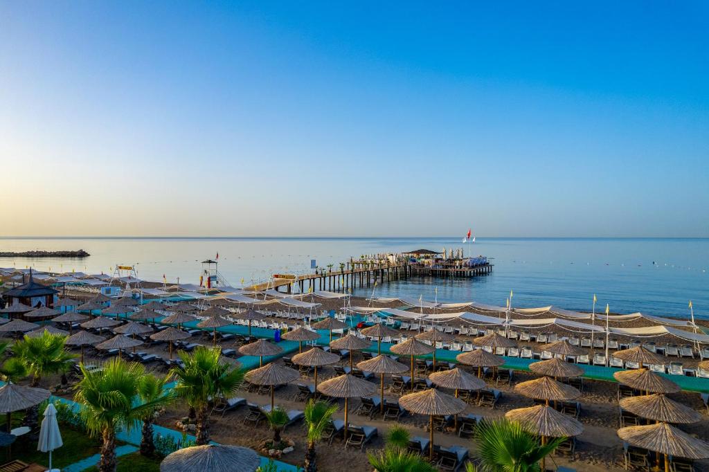 Delphin BE Grand Resort — Lara