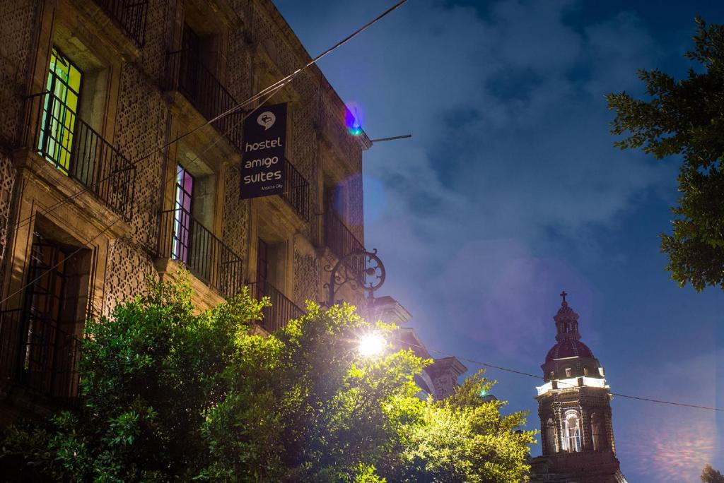 Hotel Amigo Suites - 2