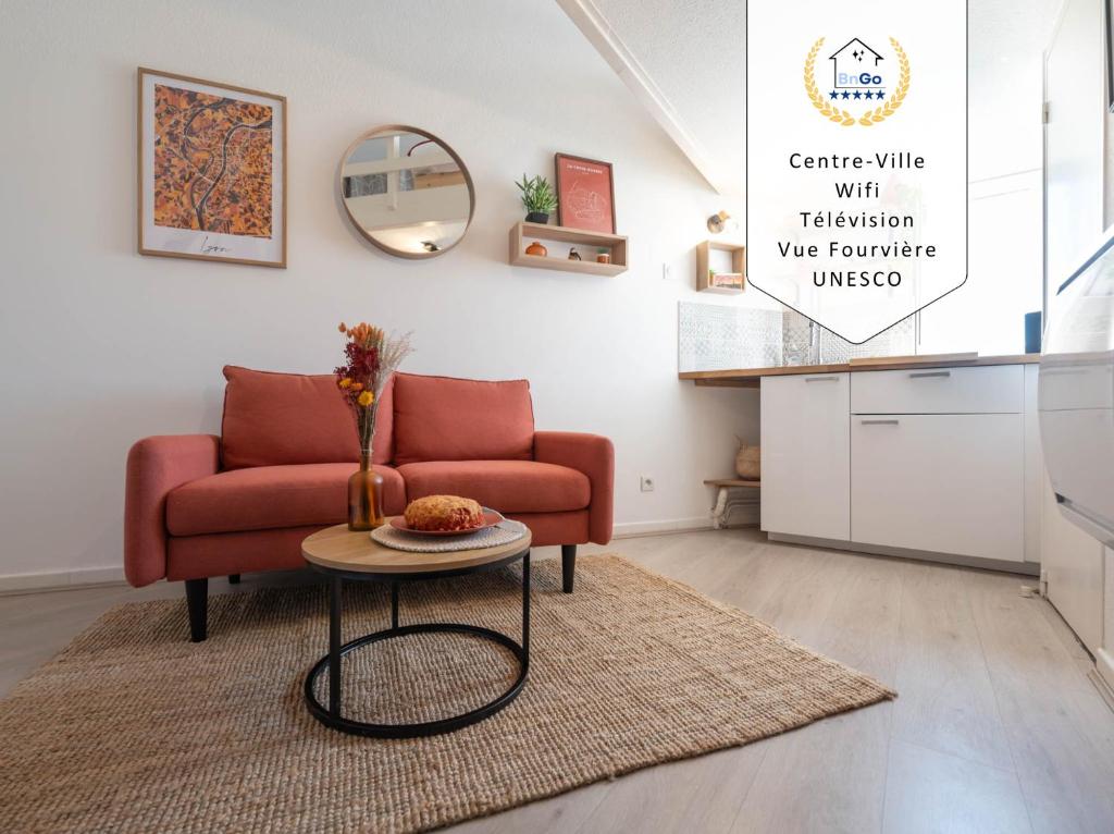 BnGo I L'Élégant I Duplex Croix-Rousse vue sur Fourvière, 2 personnes, Cosy et moderne, Lyon