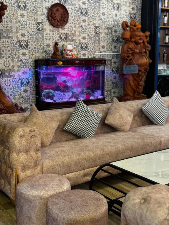 Shared lounge/TV area
