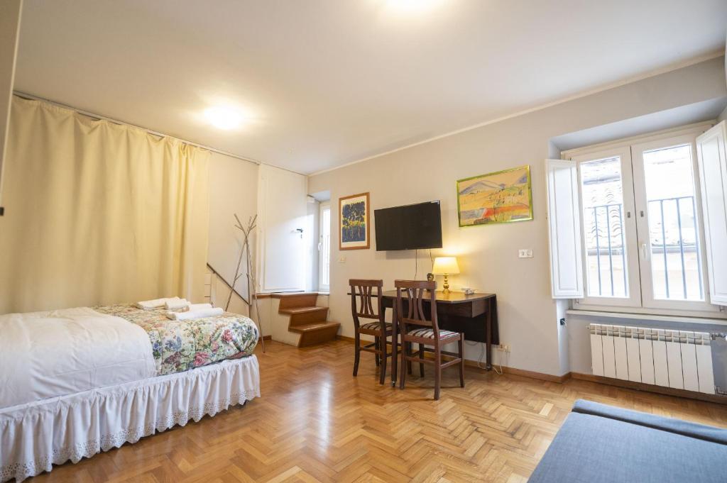 Your Piazza Navona Hideaway with Terrace - 4