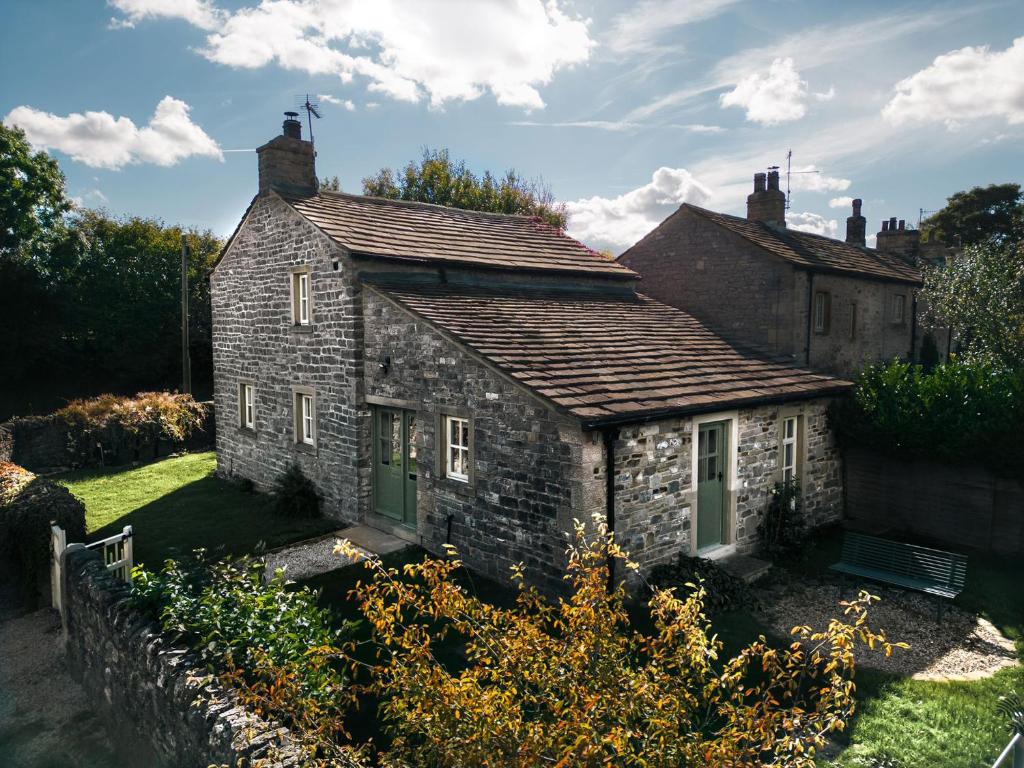 The Wells By Birch Stays, Broughton