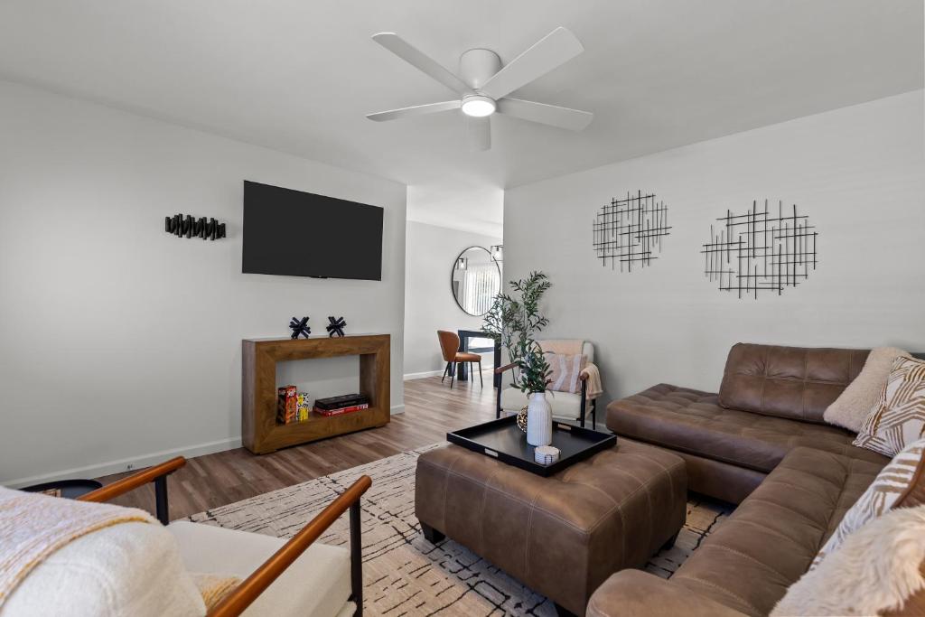 508 The Secret Sojourn, O'Fallon