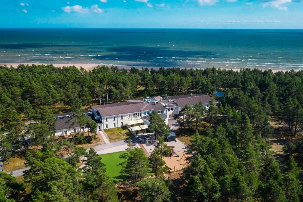 Saaremaa Rannahotell ' Beach Hotel, hotel a Mändjala