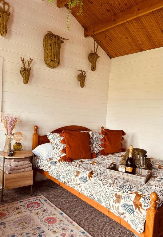 Cwt Gafr Bach, Pwllheli