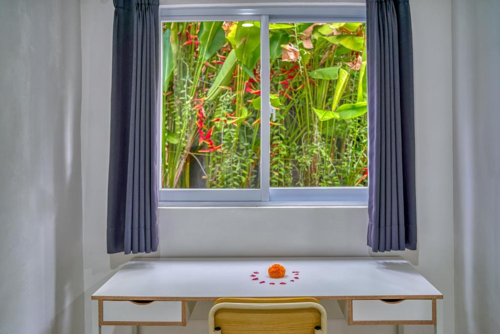 3BD Modern Apartment in Sanur with BBQ &#038; huge shared pool