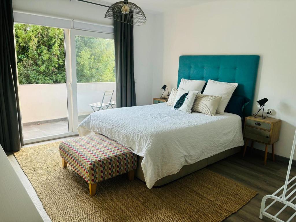 Casa de 3 plantas, con jardín y vistas al golf - 1
