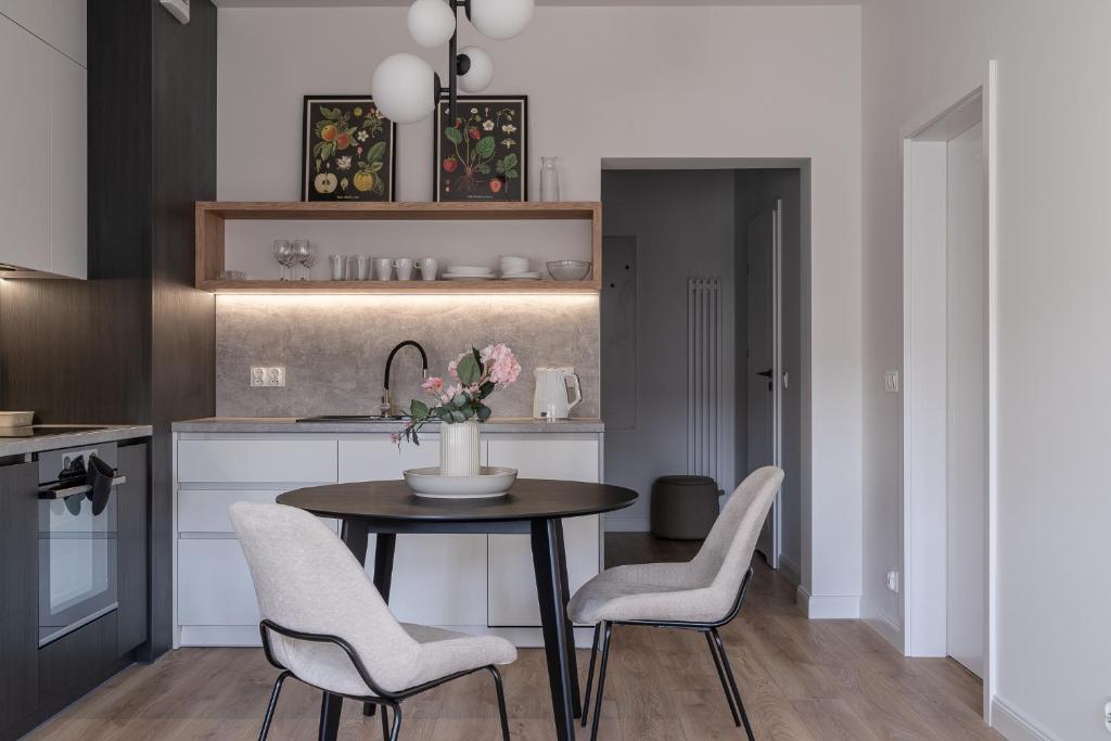 RentPlanet - Apartament Jęczmienna, Vratislav