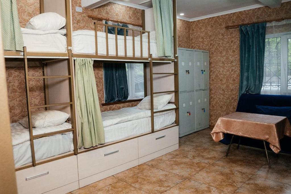 Botanical Hostel, Almaty