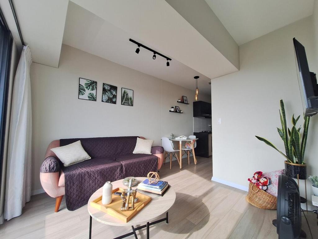 Exclusive Luxury Apartment in Sky Four - Lince - 2