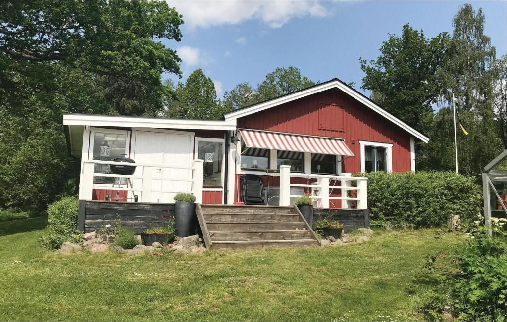 Awesome Home In Lekeryd With Wifi, Lekeryd