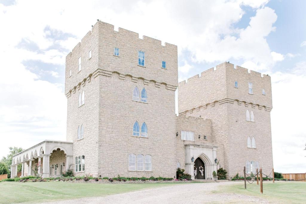 The Castle at Rockwall, Rockwall