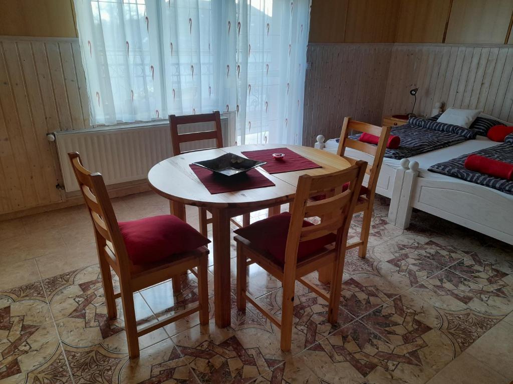 Anatan Apartmanok Harkány, Harkány