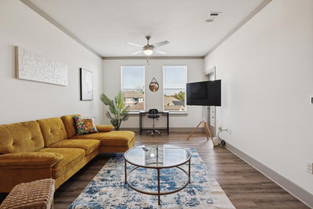 Overlook 1214 I Beautiful 1bd1bth Apt I Gym, Knoxville