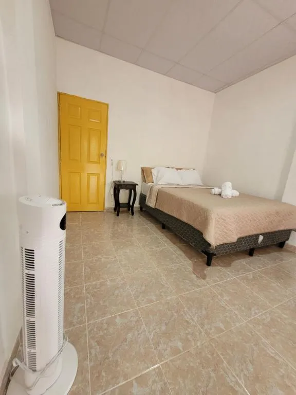 Mi pueblo Hostal Nahuizalco, hotel in Nahuizalco