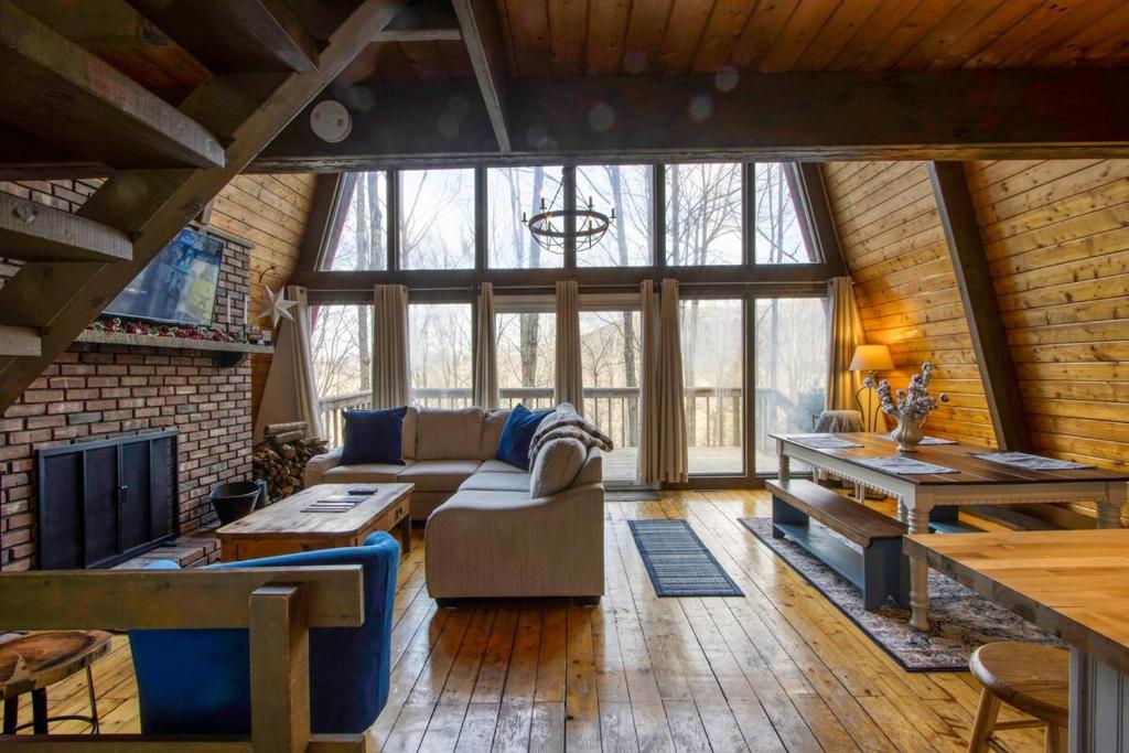 Heaven on Hunter, Hunter