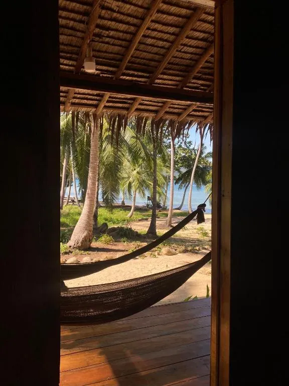 Lily's Beach Bungalows，位于瓜隆岛的酒店