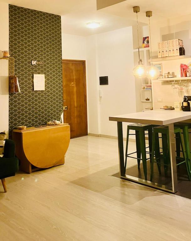 blondie's house, Turin