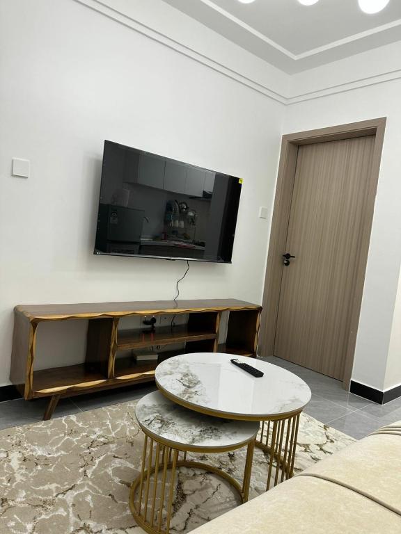 Just another day in paradise, Nairobi