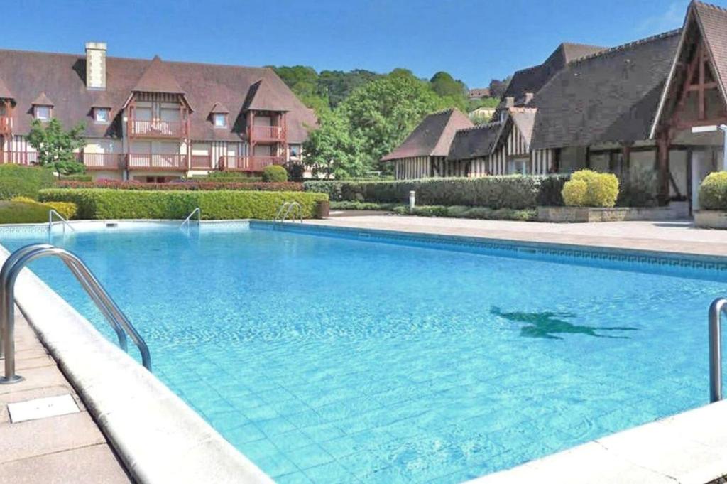 Bel appartement spacieux avec jardin et piscine - 1